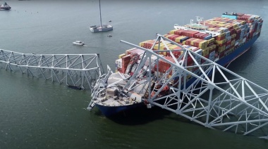 Uno de los puentes de Baltimore se derrumba al ser embestido por un barco carguero